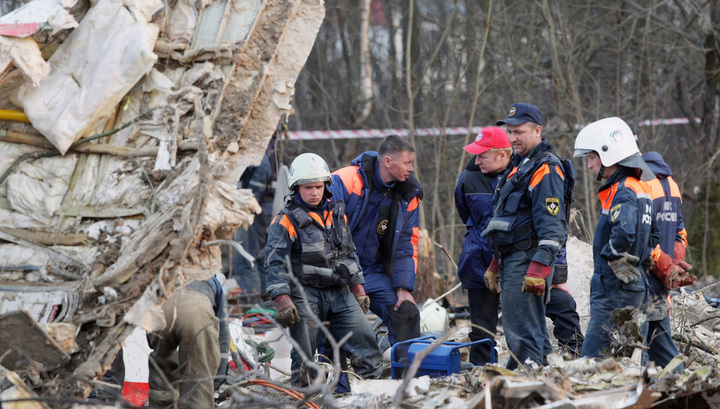 В обломках самолета Качиньского нашли следы взрыва