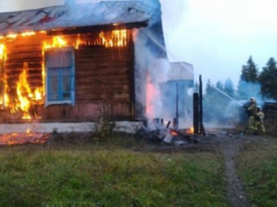 На Смоленсщине ужчина убил собутыльника и поджег его вместе с домом